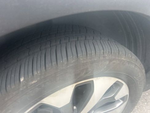 Used 2022 Kia Telluride S image 5