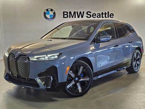 Certified 2024 BMW iX xDrive50 w/ Premium Package AWD/4WD image 1