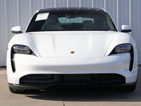 Used 2023 Porsche Taycan 4S w/ Premium Package image 7