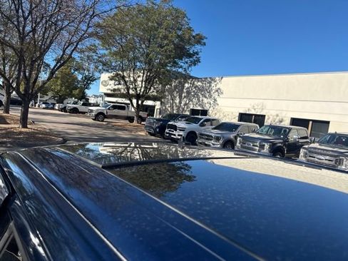 Used 2019 Ford F150 XLT w/ Equipment Group 302A Luxury AWD/4WD image 10