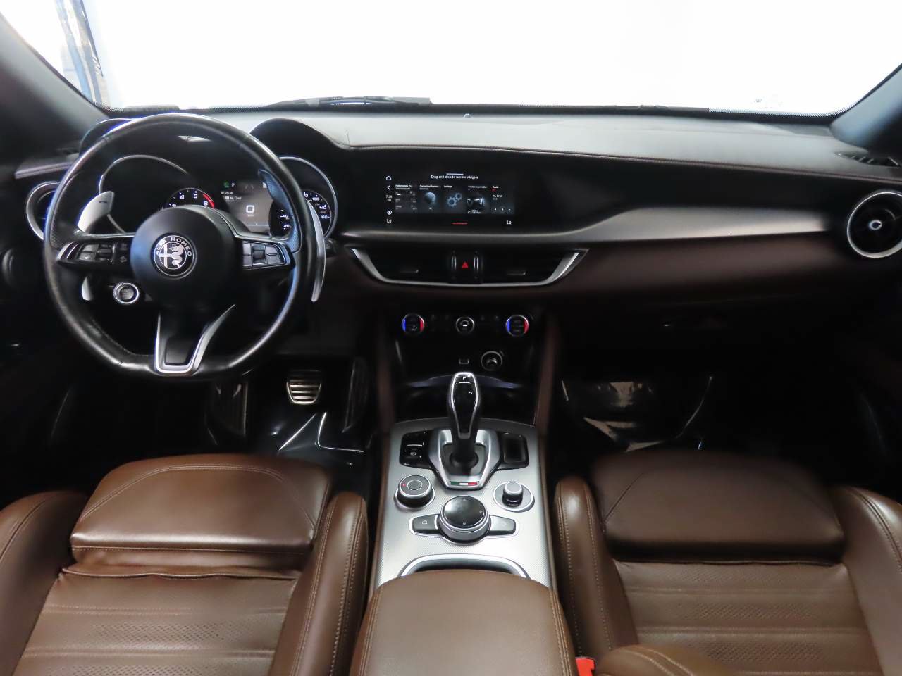 Used 2021 Alfa Romeo Stelvio Ti Sport AWD/4WD image 15
