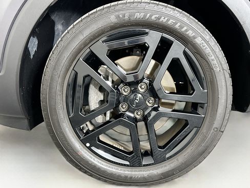 Used 2025 Kia Telluride SX X-Line AWD/4WD image 11