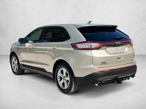 Used 2018 Ford Edge SE image 7