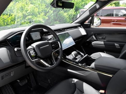 New 2026 Land Rover Range Rover Sport SE AWD/4WD image 3