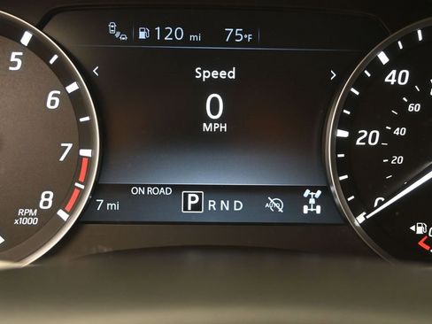 New 2026 Nissan Frontier SV image 9