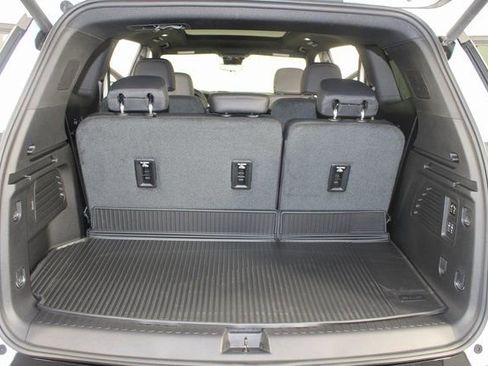 New 2026 GMC Acadia Denali w/ Super Cruise Package image 23