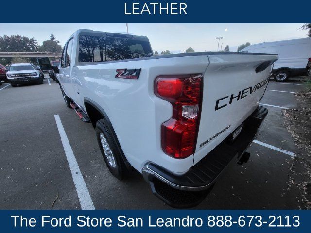 Used 2025 Chevrolet Silverado 2500 LT AWD/4WD image 6