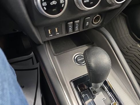 Used 2024 Mitsubishi Outlander Sport SE image 21