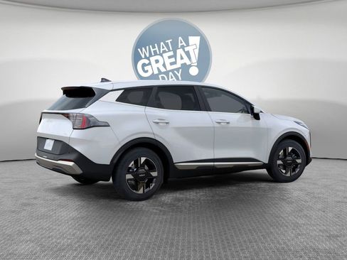 New 2026 Kia Sportage LX image 6