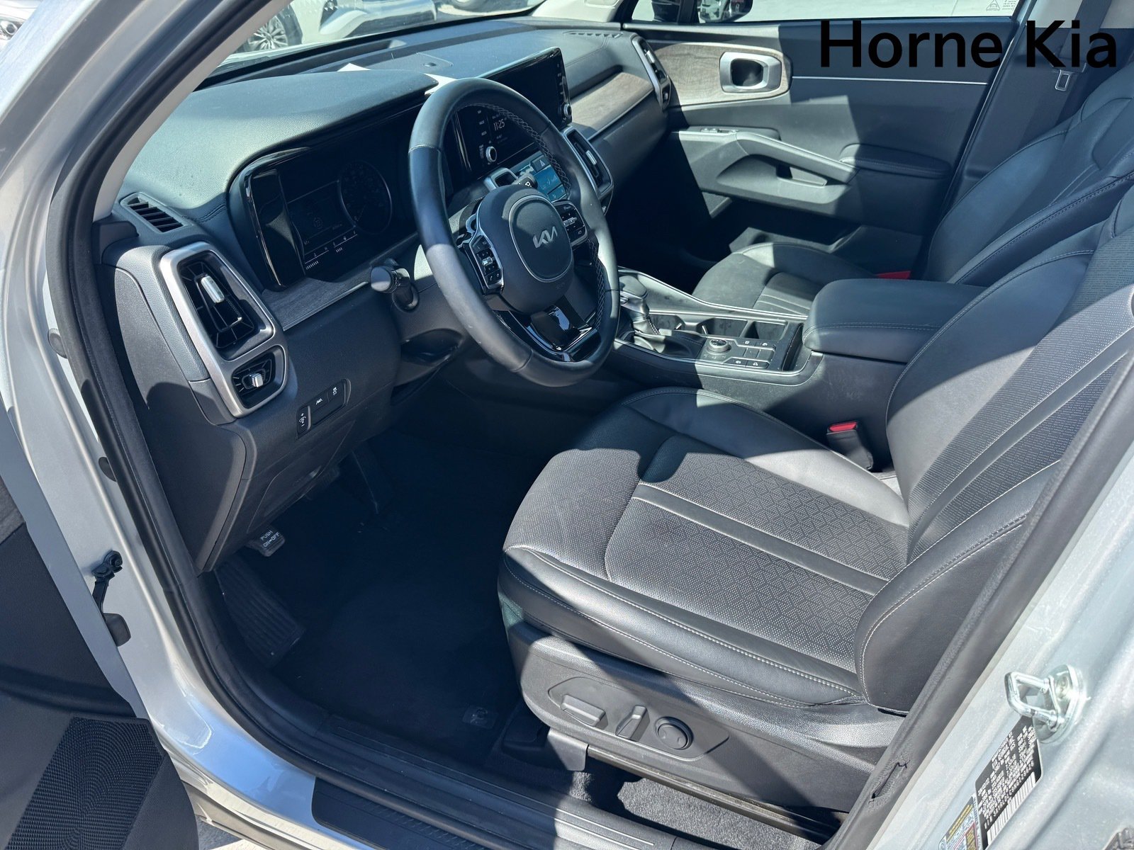 Certified 2022 Kia Sorento S AWD/4WD image 9