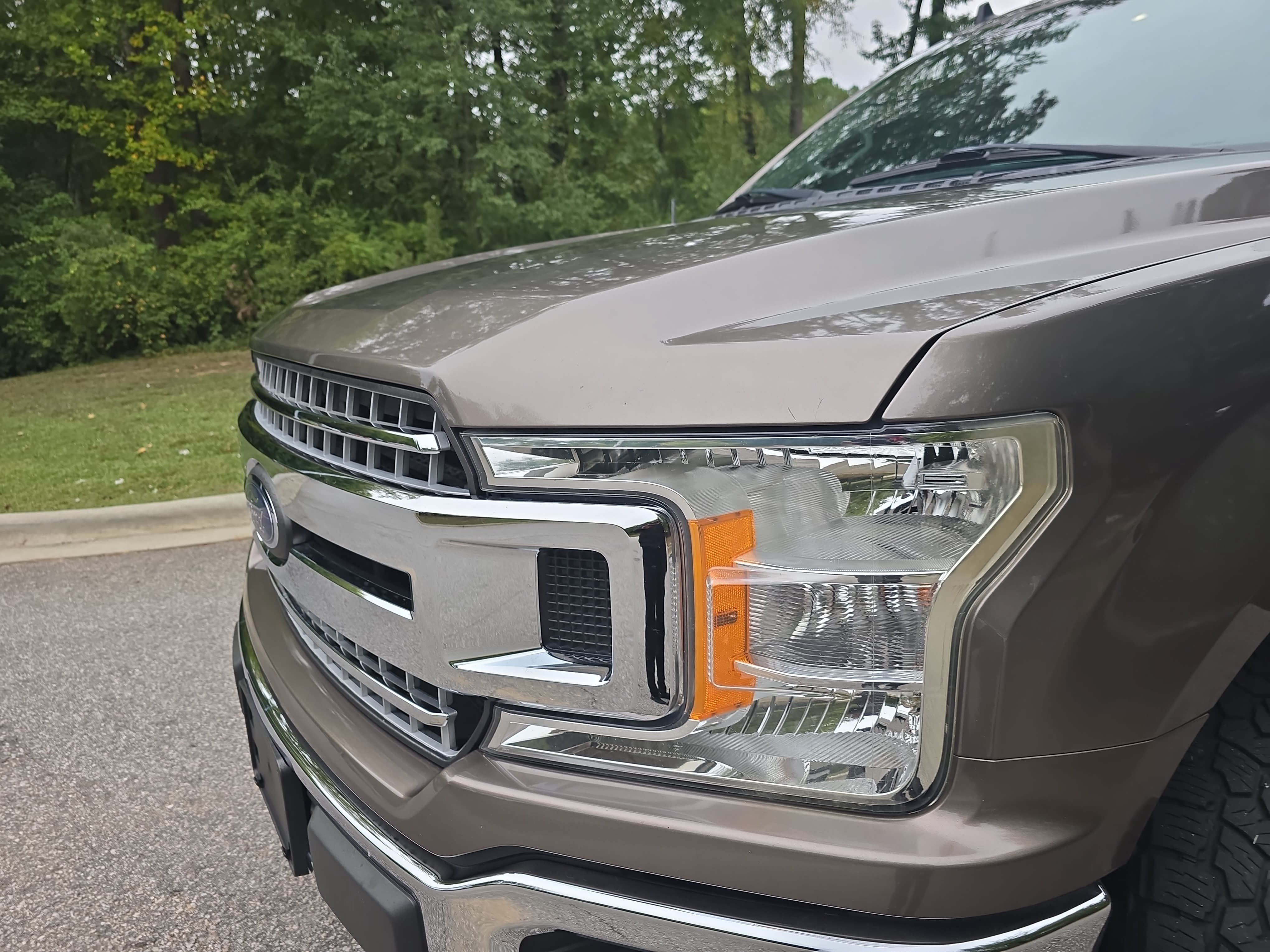 Used 2019 Ford F150 XLT w/ Equipment Group 302A Luxury AWD/4WD image 30