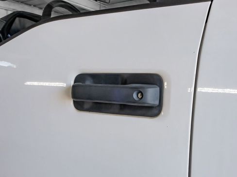 Used 2021 Ford F550 4x4 Crew Cab Super Duty w/ Power Equipment Group image 38