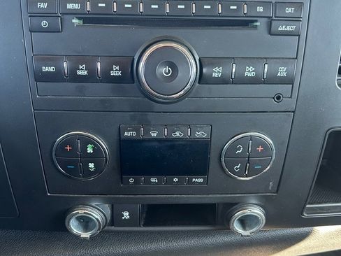 Used 2009 Chevrolet Silverado 1500 LT w/ Power Pack Plus image 16