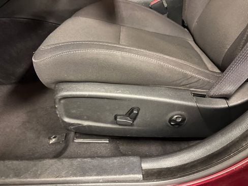Used 2018 Dodge Charger R/T Scat Pack RWD image 25