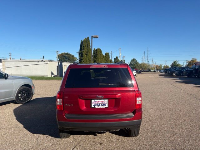 Used 2016 Jeep Patriot Sport w/ Power Value Group AWD/4WD image 4