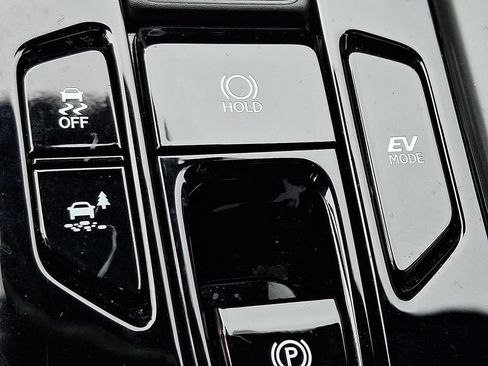 Used 2025 Lexus NX 350h AWD w/ Accessory Package (Z2) image 24