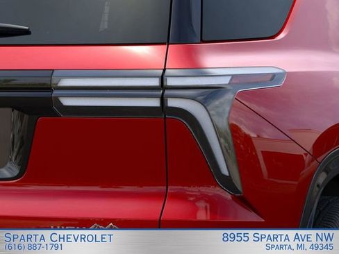 New 2026 Chevrolet Traverse High Country AWD/4WD image 11