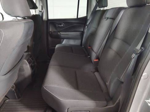 Used 2021 Honda Ridgeline Sport image 12
