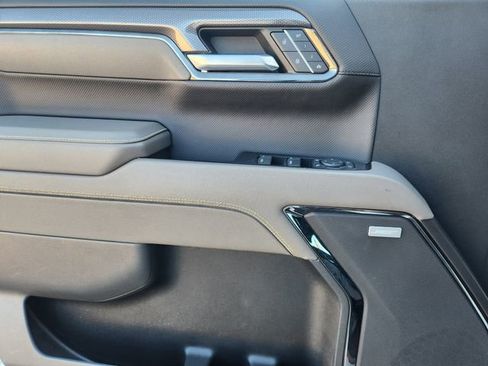 Used 2023 Chevrolet Silverado 1500 ZR2 image 20