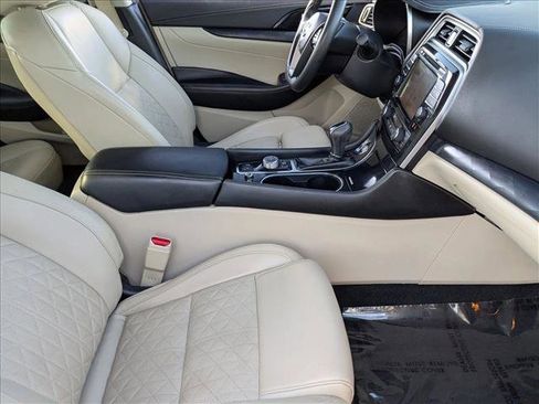 Used 2020 Nissan Maxima Platinum w/ Sport Mat Group image 22