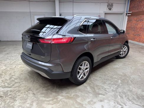 Certified 2023 Ford Edge SEL w/ Convenience Package image 5