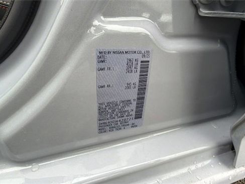 New 2025 Nissan Altima 2.5 SR w/ SR Premium Package image 33