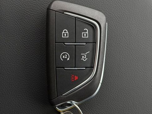 New 2026 Cadillac Optiq Sport 2 image 24