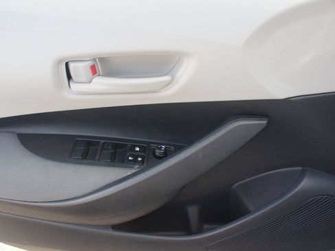Used 2026 Toyota Corolla LE FWD image 27