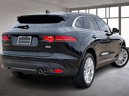 Used 2019 Jaguar F-PACE Portfolio image 2