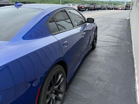 Used 2022 Dodge Charger Scat Pack w/ Plus Group RWD image 5