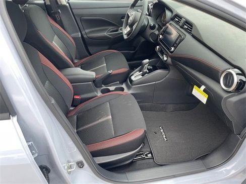 New 2025 Nissan Versa SR w/ Trunk Package image 15