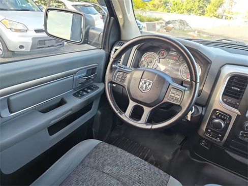 Used 2019 RAM 1500 Big Horn image 9