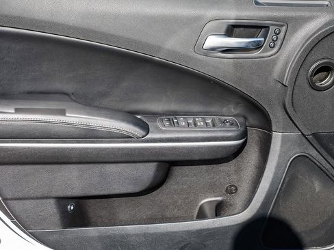 Used 2019 Dodge Charger SXT w/ Leather Interior Group image 20