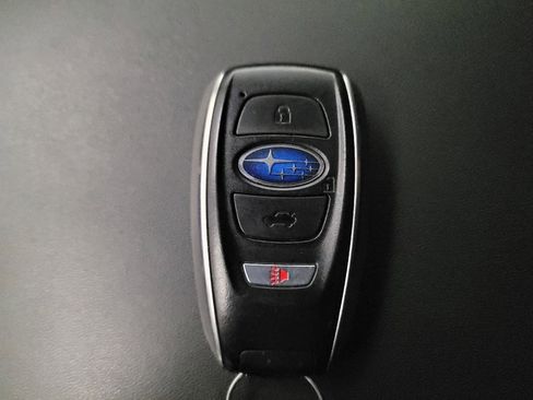 Used 2019 Subaru Ascent Limited w/ Popular Package #3 image 32