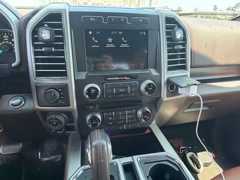 Used 2018 Ford F150 King Ranch w/ Equipment Group 601A Luxury AWD/4WD image 7