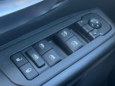 New 2026 RAM 1500 Express image 7