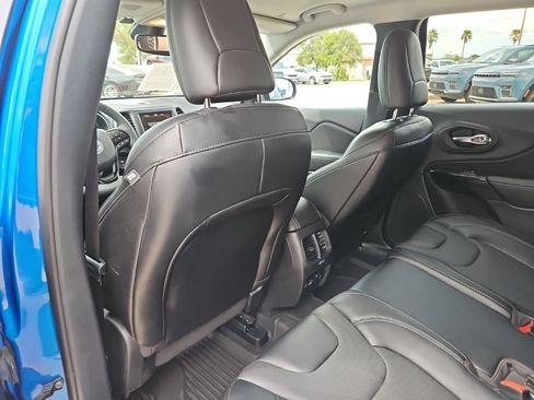 Used 2023 Jeep Cherokee Altitude Lux AWD/4WD image 20