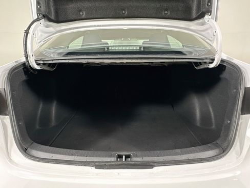 Used 2024 Toyota Corolla LE FWD image 27