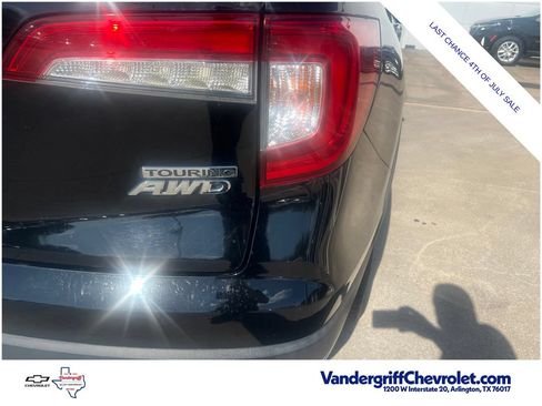 Used 2019 Honda Pilot Touring image 9