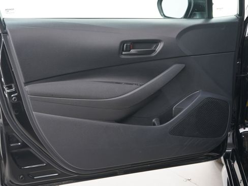 Used 2024 Toyota Corolla LE image 18