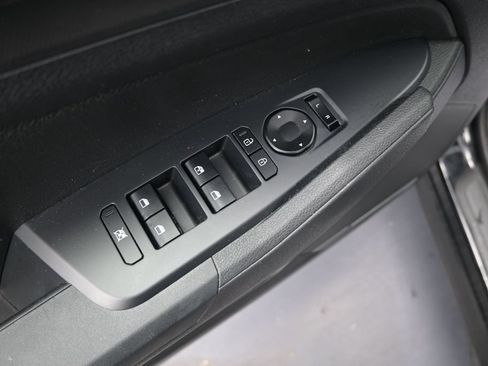 Used 2026 Kia Sportage LX FWD image 29