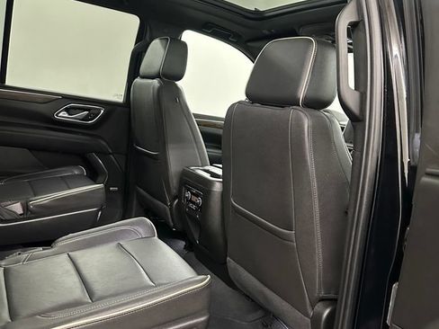 Used 2023 Chevrolet Tahoe Premier AWD/4WD image 39