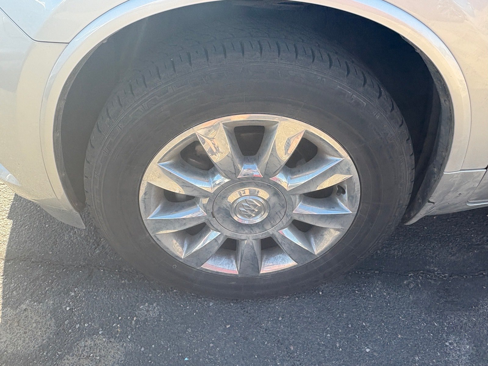 Used 2015 Buick Enclave Leather FWD image 5