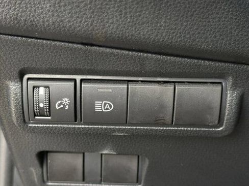 Used 2023 Toyota Corolla Cross LE FWD image 26