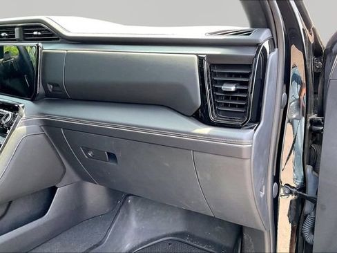 Used 2022 GMC Sierra 1500 AT4X AWD/4WD image 16