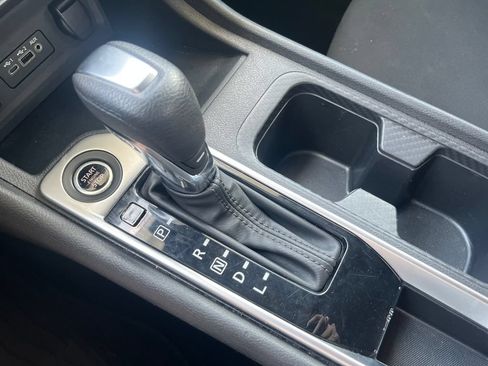 Used 2024 Nissan Sentra SV w/ All-Weather Package FWD image 22