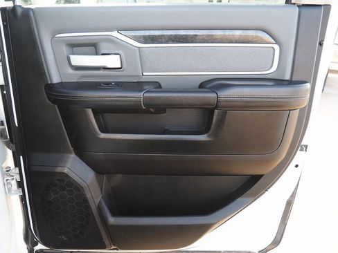 Used 2019 RAM 2500 Big Horn image 42