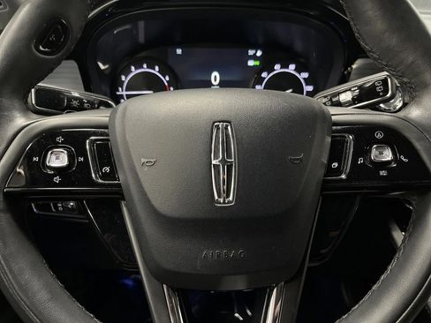 Used 2022 Lincoln Corsair AWD w/ Premium Package image 19