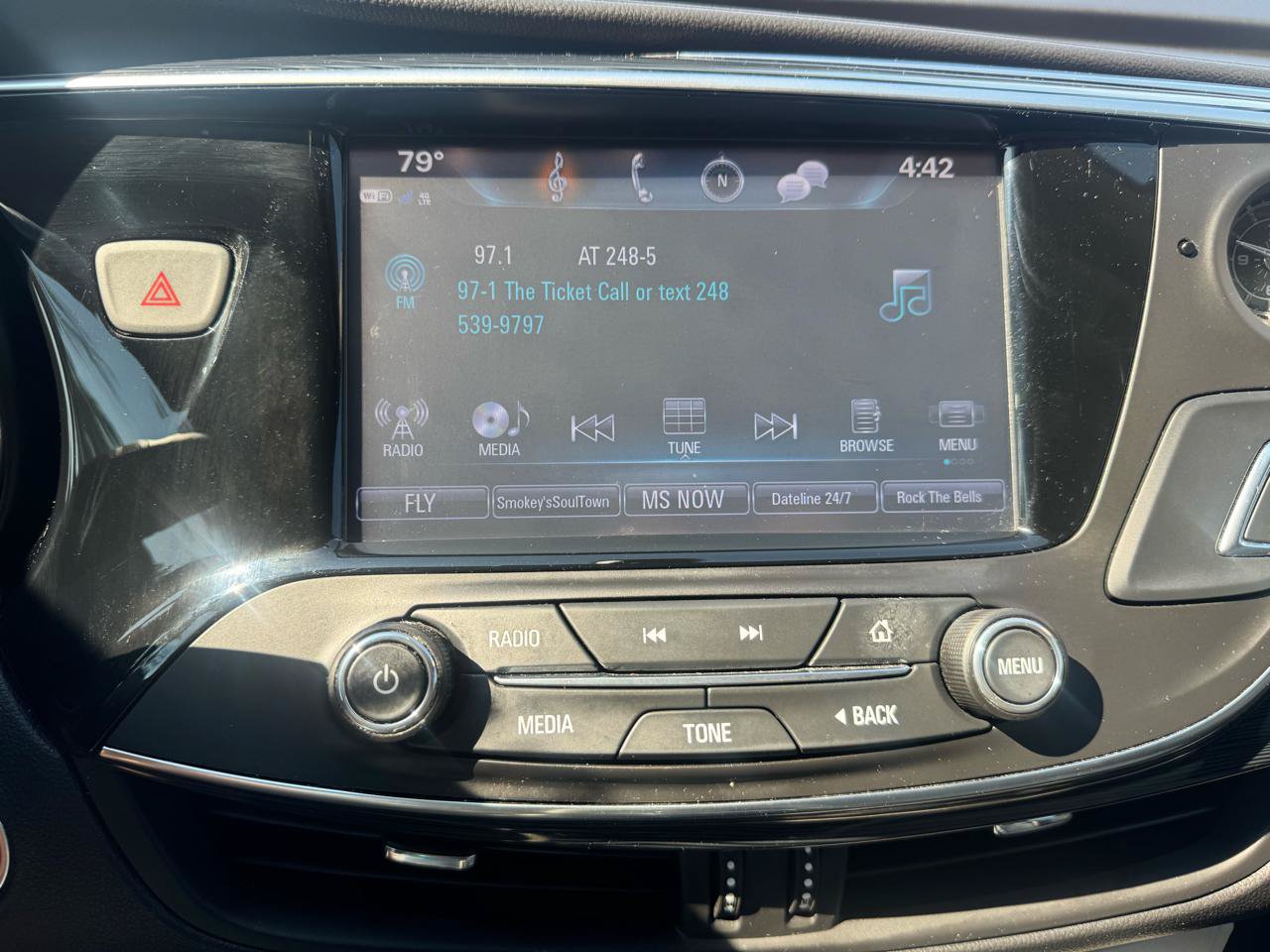 Used 2018 Buick Envision Preferred FWD image 13