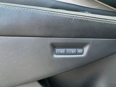 Used 2016 Nissan Murano SL w/ Cargo Package AWD/4WD image 17